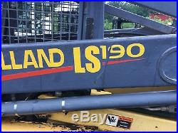 2000 New Holland LS190 skid steer loader