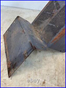 2001 New Holland LS150 Skid Steer Loader Foot Plate Bracket