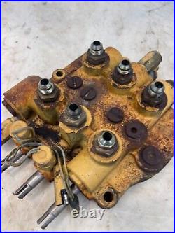 2001 New Holland LS150 Skid Steer Loader Hydraulic Valve