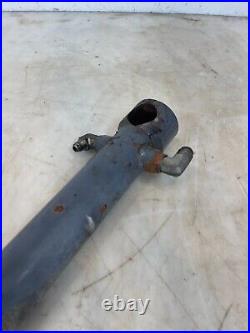 2001 New Holland LS150 Skid Steer Loader Tilt Cylinder