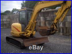 2004 New Holland Eh45 Excavator