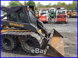 2004 New Holland LS170 Skid Stee Loader with Cab Rubber Tracks One Owner 1400Hrs