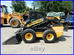 2015 NEW HOLLAND SKID STEER L230 371 hours MINT