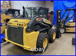 2015 New Holland L218 Skid Steer Enclosed Cab 830 Hours Heat/ AC Runs Great