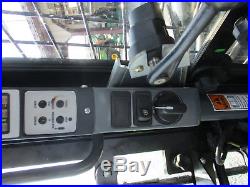 2015 New holland L228 Skid Steer Cab Air Heat 2Speed