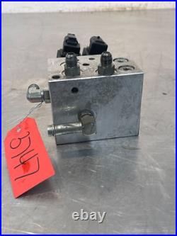 2016 New Holland L228 Skid Steer Loader Hydraulic Block 84256531