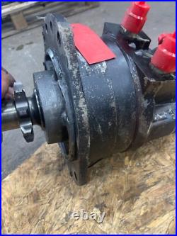 2016 New Holland L228 Skid Steer Loader Left Drive Motor 84565752