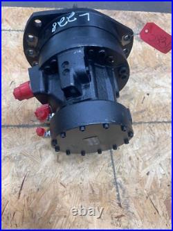 2016 New Holland L228 Skid Steer Loader Right Drive Motor 84565752