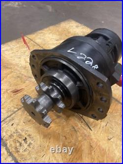 2016 New Holland L228 Skid Steer Loader Right Drive Motor 84565752