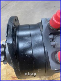 2016 New Holland L228 Skid Steer Loader Right Drive Motor 84565752