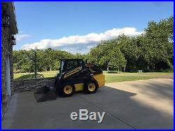 2016 New Holland skid steer L228