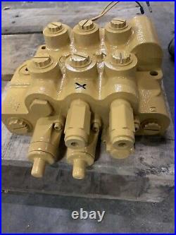 Control valve fits New Holland LX665 LX865 LX885 skid steer LX565