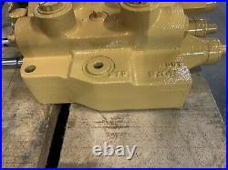 Control valve fits New Holland LX665 LX865 LX885 skid steer LX565