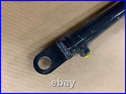 Fits New Holland skid steer quick attach hydraulic cylinder. NEW OEM 87442336