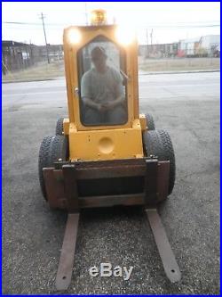 Military Surplus Low hour Diesel SKID STEER with Meyer snow plow ENCLOSED CAB