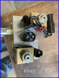 NEw solenoid brake valve 2 speed fits New Holland skid steer, OEM 87756433