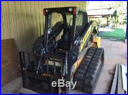 New Holland C-232 SKID STEER TRACK LOADER WITH ONLY 73 HRS