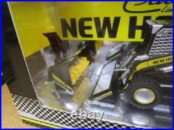 New Holland L220 Skid Steer loader 1/32 SARANO toy construction diecast bobcat Z