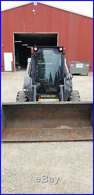 New Holland L223 Skidsteer