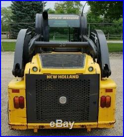 New Holland L223 Skidsteer