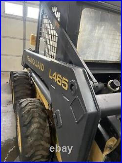 New Holland L465 Skid Steer