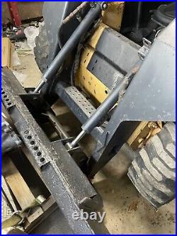 New Holland L465 Skid Steer