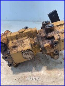 New Holland L565 Skid Steer Loader Hydraulic Drive Pump Assembly