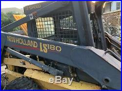 New Holland LS180 Skid Steer Loader. 67HP Standard Flow. Runs Great