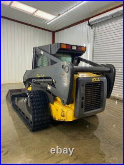 New Holland Lt185b With A/c Heat. Hydraulic Quick Attach Smooth Bucket