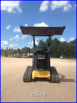New Holland Skid Steer C185 low hours great shape 2006 very clean