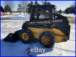 New holland lx565 skidloader. New engine. New tires and new bucket