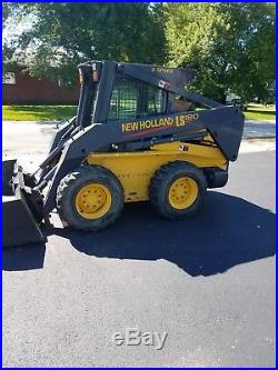 New holland skid steer LS180 Excellent contention, 800 hours