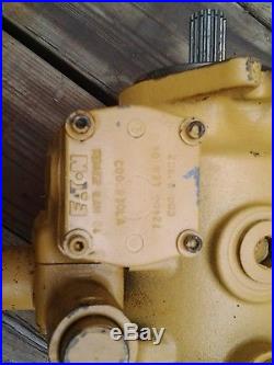 New old stock Eaton Hydraulic Pump New Holland Skid Steer 70142-600C AF7 72400