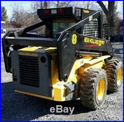 Skid loader Good Condition Regularly Maintained-One Owner Enclosed Cab 3530 hrs