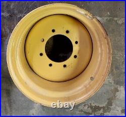 WHEEL FOR LX985 SKID STEER NEW HOLLAND. Part # 86537317. NEW FREE SHIPPING